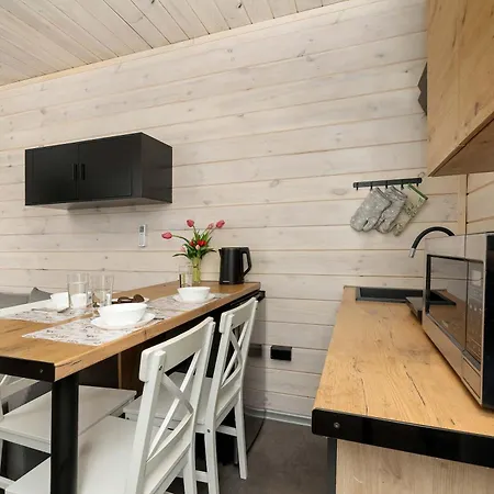 Wakacyjny Z Ogródkiem W Pobierowie Niedaleko Plaży By Renters Dom wakacyjny Pobierowo