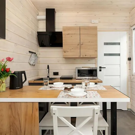 Wakacyjny Z Ogródkiem W Pobierowie Niedaleko Plaży By Renters Pobierowo