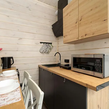 Wakacyjny Z Ogródkiem W Pobierowie Niedaleko Plaży By Renters Dom wakacyjny *