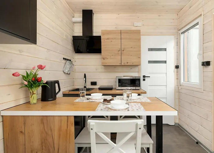 Wakacyjny Z Ogrodkiem W Pobierowie Niedaleko Plazy By Renters Pobierowo