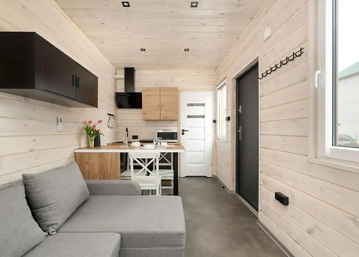 Wakacyjny Z Ogrodkiem W Pobierowie Niedaleko Plazy By Renters Pobierowo